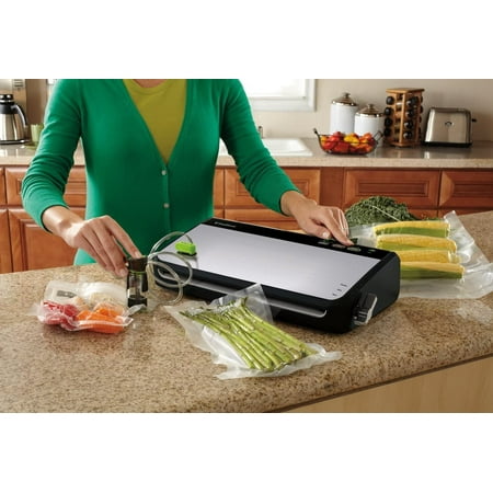 FoodSaver FM2435 Vacuum Sealer Machine with Bonus Handheld Sealer and