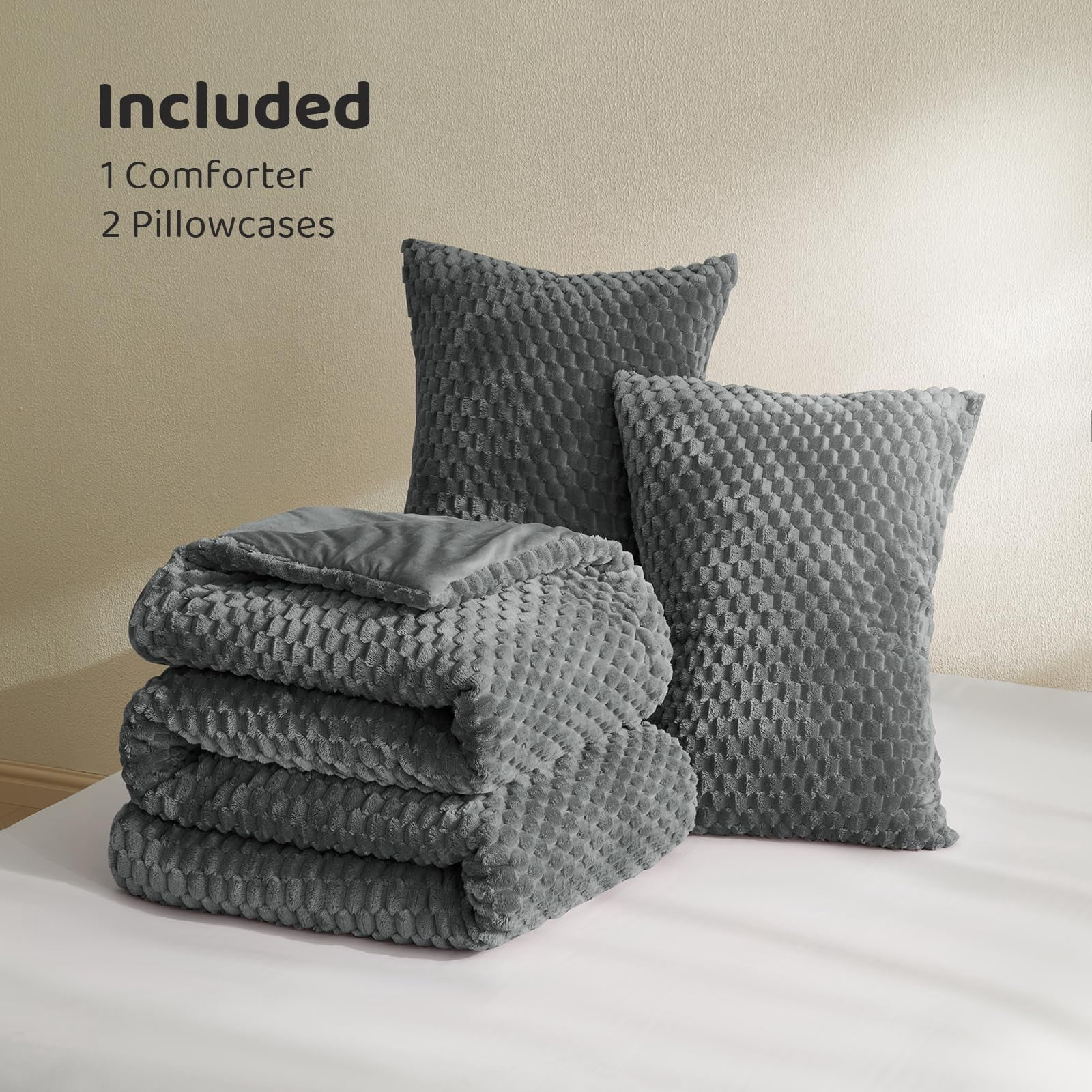 Petrichor Cozy Flannel Comforter Set, Warm and Soft Twin Size Quilt for Winter, 3 Piece Bedding Set with 2 Pillowcases, Gray