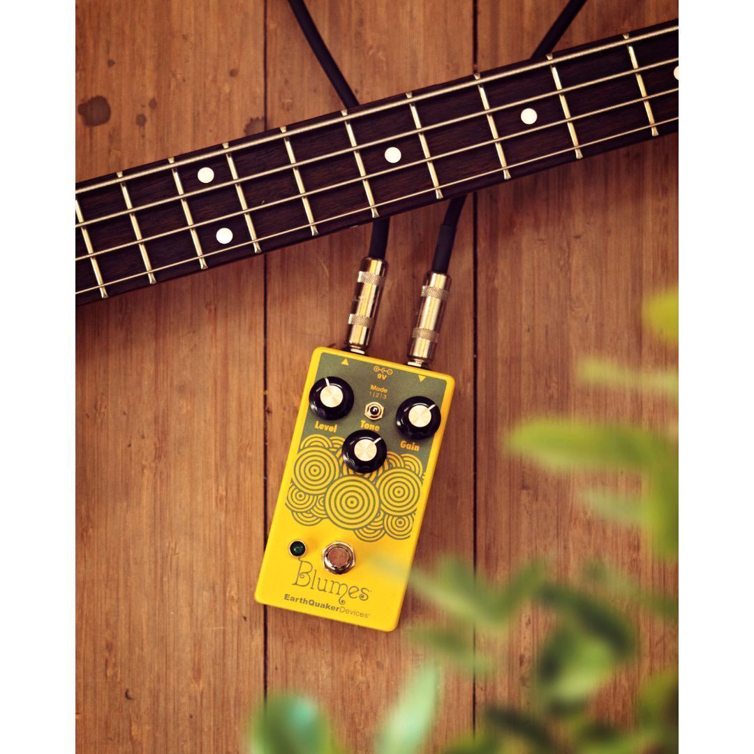 EarthQuaker Devices Blumes Small Signal Shredder Overdrive Pedal for Bass