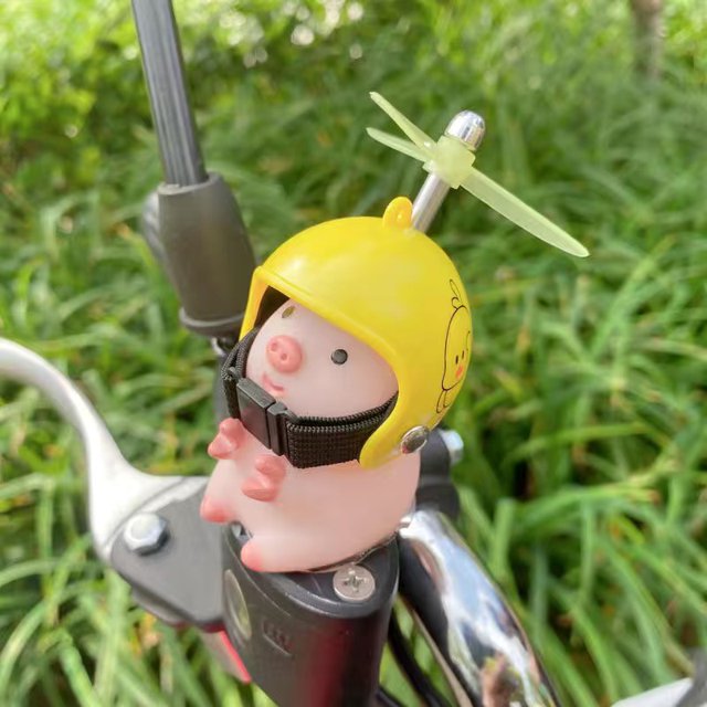 Motocicleta Lindo Cerdo Rosa Con Casco Hélice Pato Rompevientos De Motor Bicicleta De Carretera Accesorios De Coche Equitación Ciclismo huangjie unisex