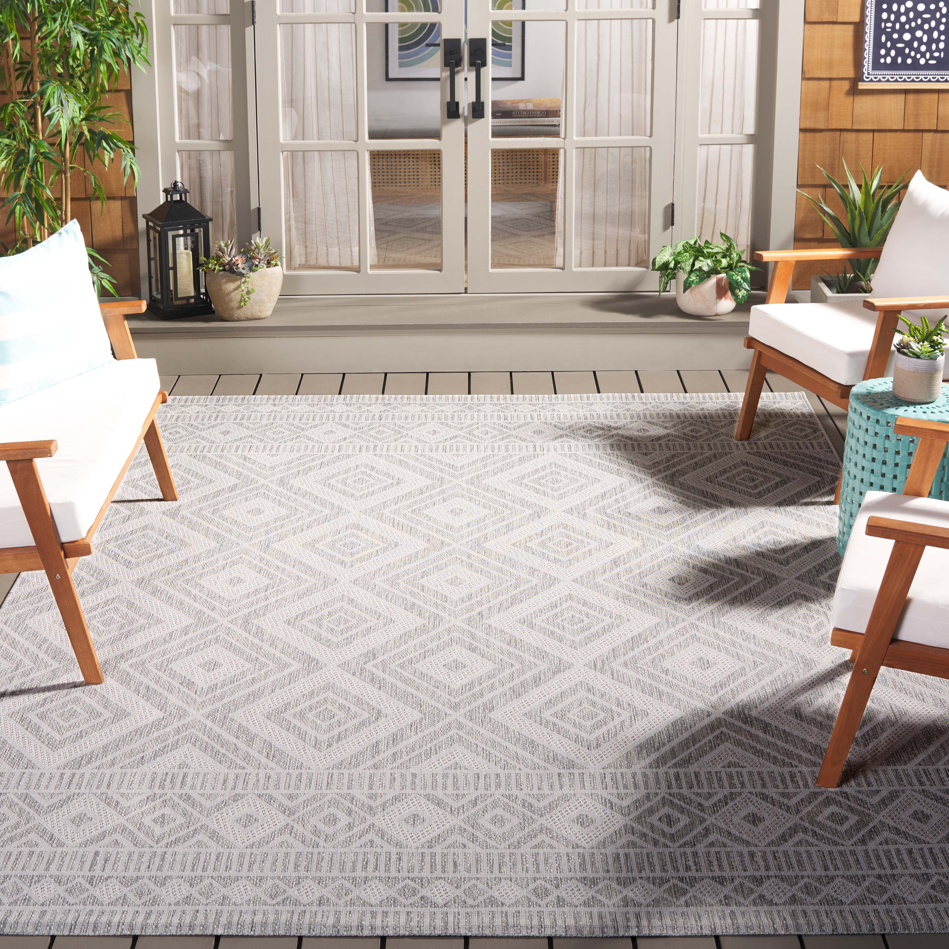 SAFAVIEH Courtyard Wyatt Geometric Indoor/Outdoor Area Rug, Ivory/Light Grey, 9' x 12'