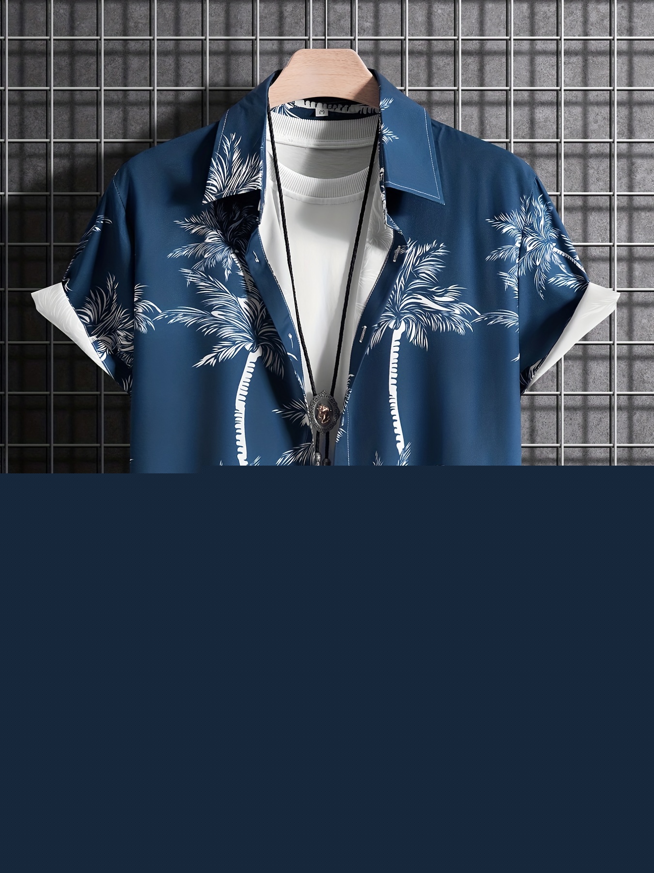 thumbnail image 5 of Camisa informal de manga corta con estampado de palmeras, camisa hawaiana para hombre para vacaciones de verano, ropa con botones y estampado de resort, 5 of 5
