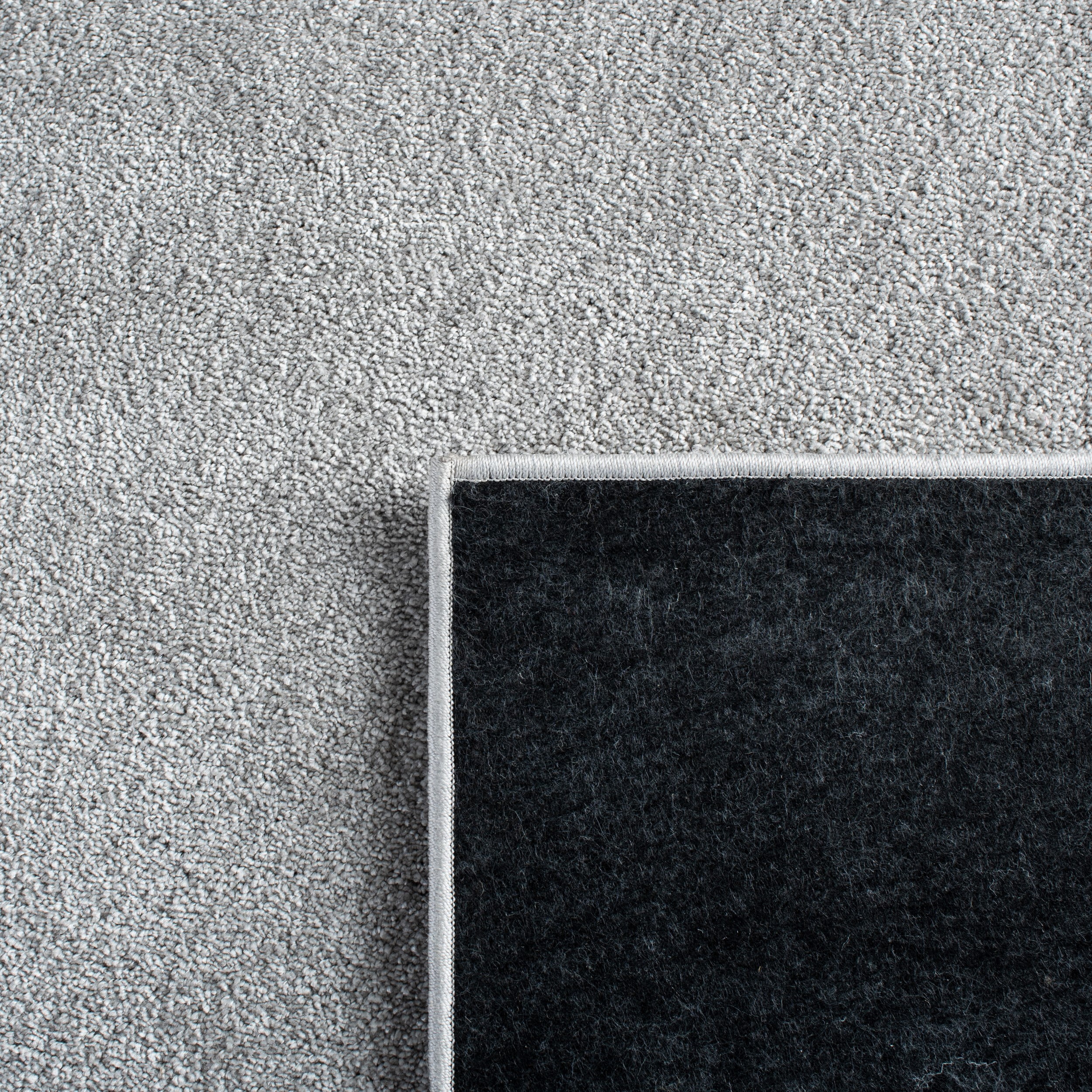 SAFAVIEH Plain and Solid Carleen Solid Plush Area Rug, Light Grey, 8' x 10'