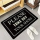 thumbnail image 4 of pstuiky Alfombra para puerta de entrada, alfombra decorativa discreta con frases divertidas, alfombra antideslizante con la inscripción "Por favor, quítese los zapatos", alfombra para baño., 4 of 8