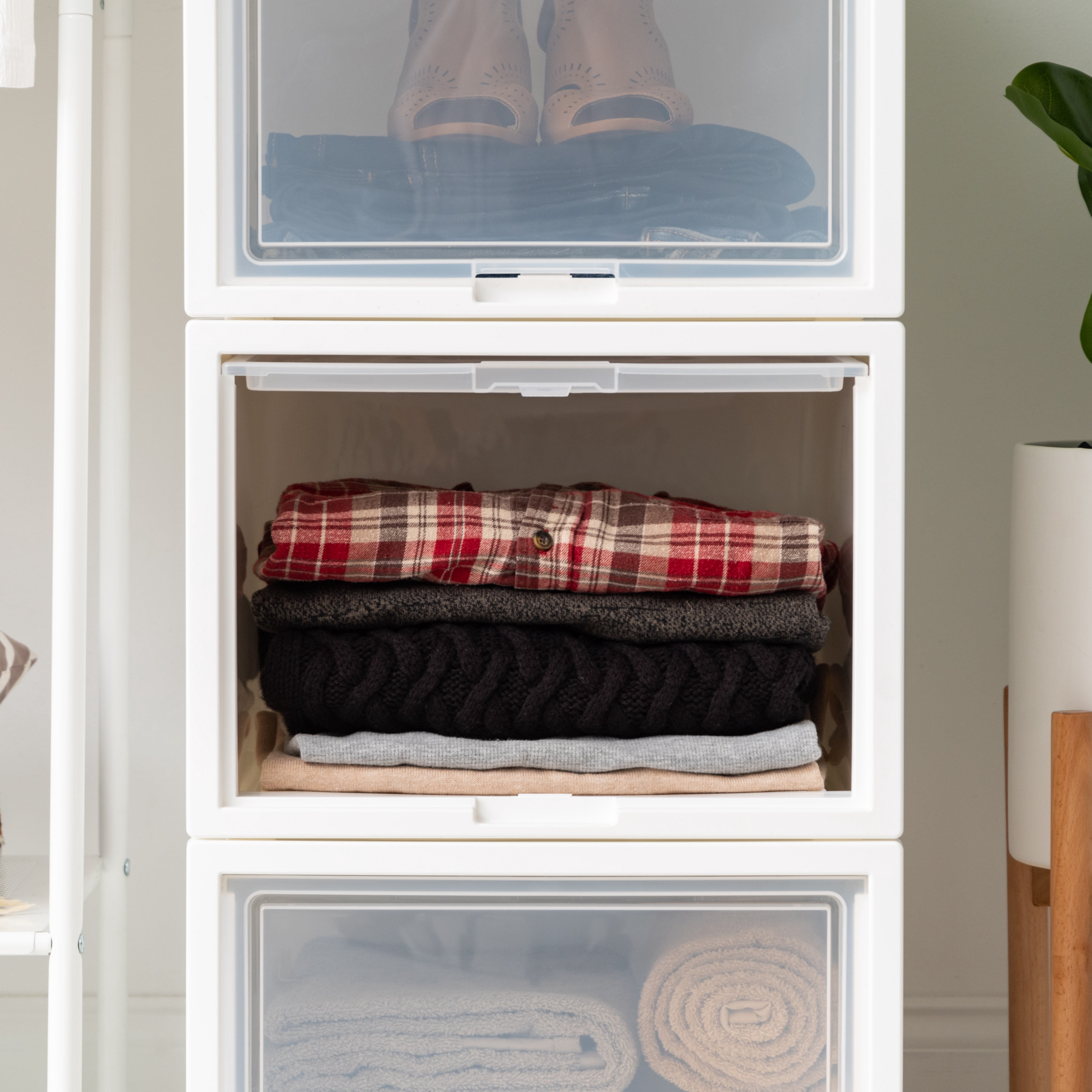 IRIS Flip-Up Door Plastic Drawers, Under Bed Storage Bins, Stackable, Modular 3Pk