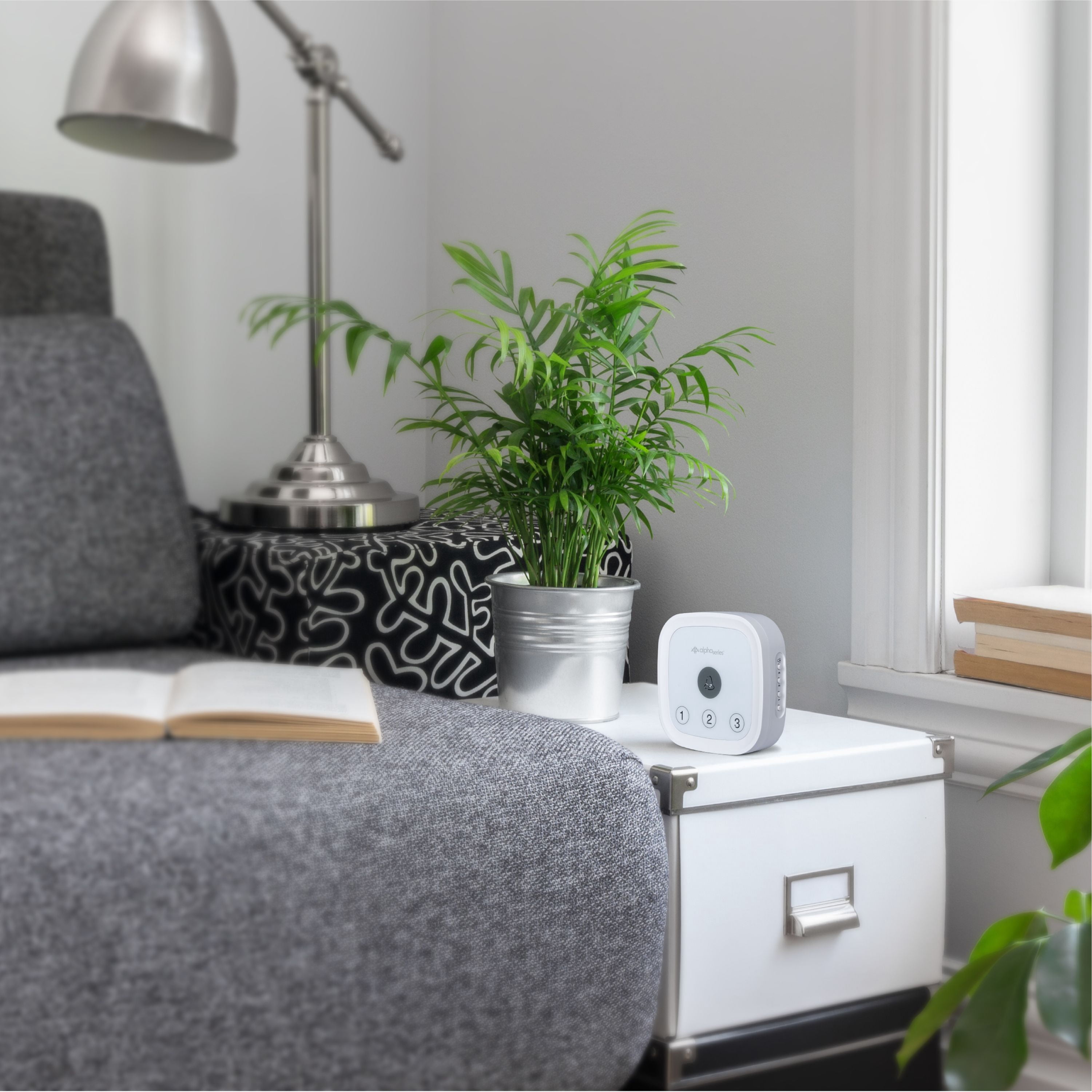 Swann Alpha Series Wireless Motion Sensor Unit & Chime. Easy Installation Both Indoors & Outdoors Detect Movement Up To 13ft Away