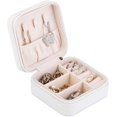 thumbnail image 2 of Caja de viaje organizadora de joyas, caja de almacenamiento de joyas con espejo portátil, color blanco, 2 of 4