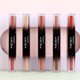 thumbnail image 2 of Sombra líquida de doble punta con efecto brillante y arena fina, ideal para un maquillaje de ojos deslumbrante, disponible en el tono 03#., 2 of 7