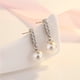 thumbnail image 5 of Pendientes de perlas naturales de agua dulce Flash Pearl Stud Pendientes de cuentas de plata, 5 of 8