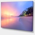 thumbnail image 2 of Plage avec Ciel Coloré, 2 of 3