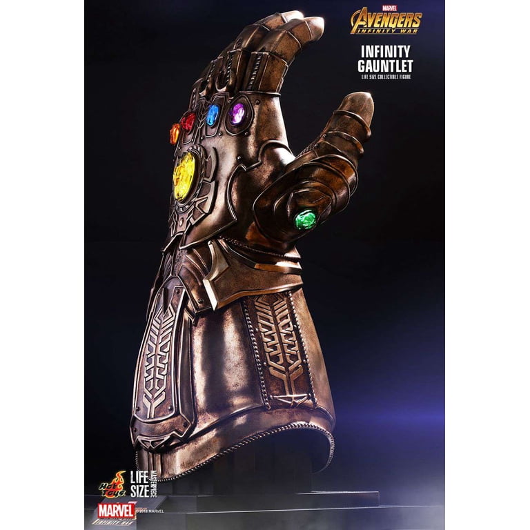 Marvel Avengers Infinity War Infinity Gauntlet Light-Up Replica