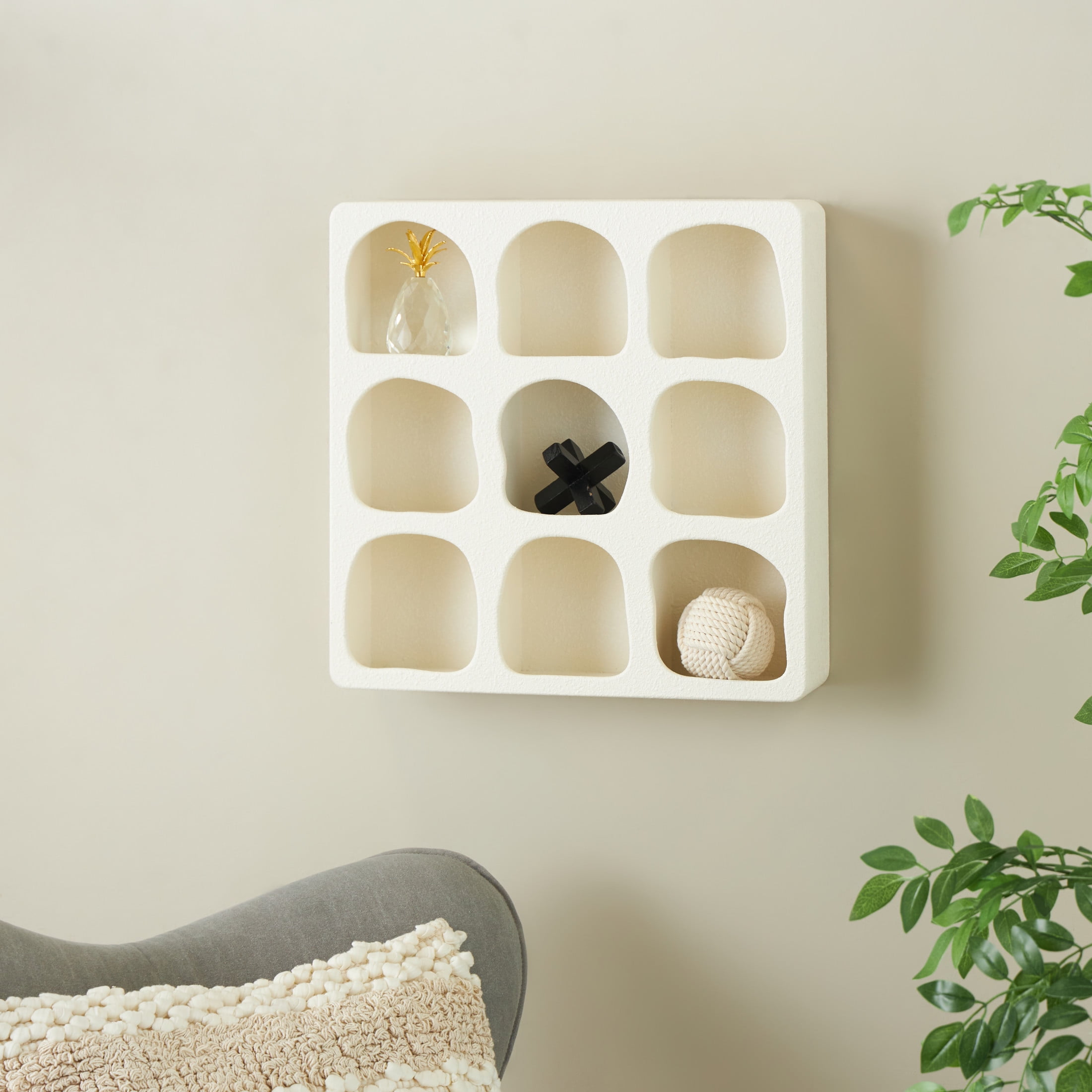DecMode 19" x 5" 9-Tier Cream Geometric Wall Shelf with Abstract Block Shapes