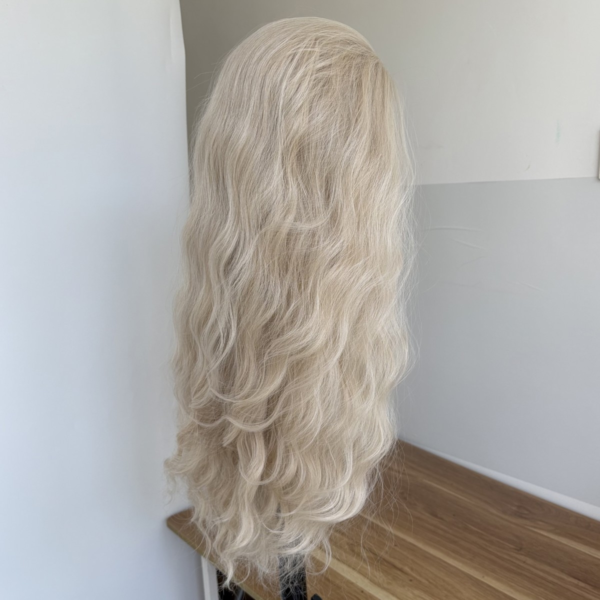 MISSWEN Female Cosplay Long Synthetic Wig Highlight Blonde 26 inch Glueless Lace Front Wigs HD Lace