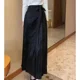 thumbnail image 2 of Falda adelgazante de cintura alta de estilo vintage negra para mujer, nueva llegada, primavera de 2024, versátil, con estampado de cara de caballo, 2 of 5