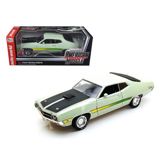 1971 Ford Torino Cobra Code H verde claro 1/18 modelo de coche a presión por Autoworld Auto World AMM992