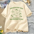 thumbnail image 4 of Camiseta retro Los dinosaurios no leían Camisetas gráficas para mujeres y hombres Camisetas para amantes de los libros Camisetas de animales de los años 90 Regalos de lectura Ropa para mujeres, 4 of 5