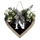 thumbnail image 1 of Guirnalda de 26 letras en forma de corazón con el apellido A Z para colgar en la puerta de entrada Guirnalda de primavera para colgar en la puerta de entrada, 1 of 3