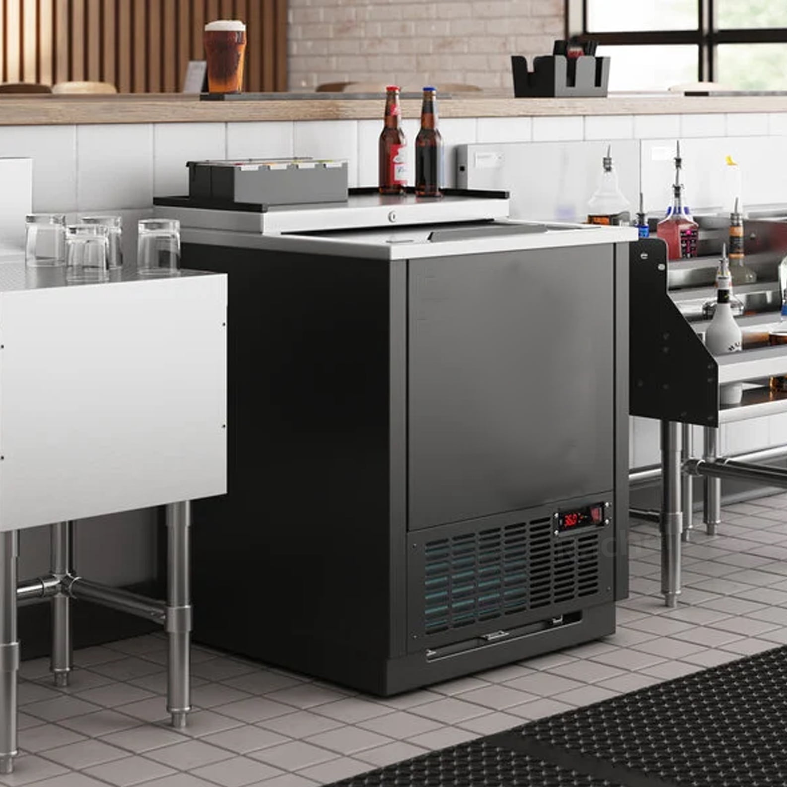 Commercial Glass Froster Freezer 26" Undercounter Bar Mug Chiller – 90 Mug Capacity, 0°F Cooling, R290 Refrigerant, 115V, Black Vinyl Exterior