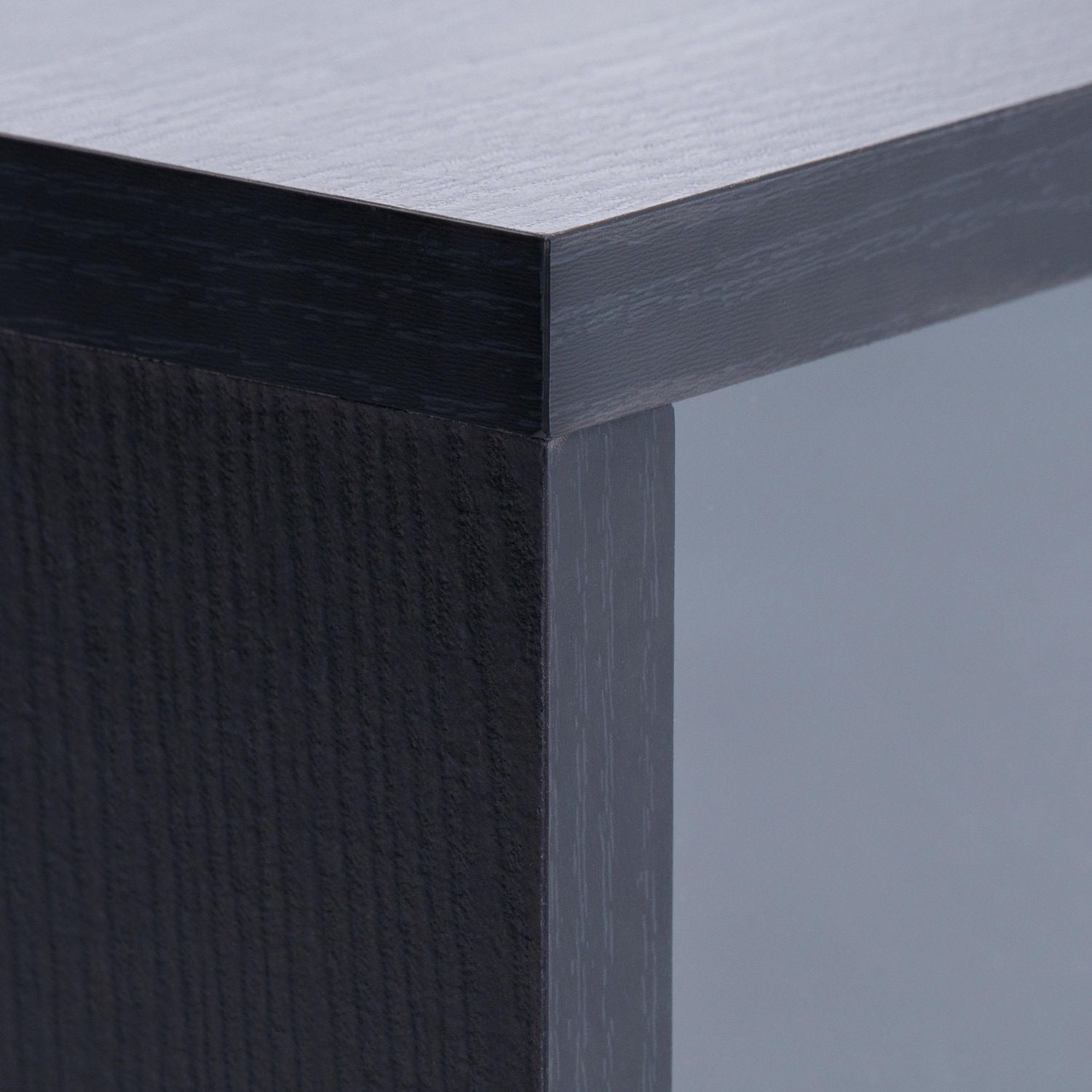 Meuble TV modulaire extra-long CorLiving Fresco en bois d'ingénierie noir avec portes vitrées pour téléviseurs jusqu'à 110p