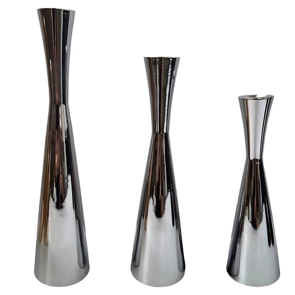 3-Piece Modern Metal Candle Holder Set, Shabbat Candlestick Holders for Pillar Candles, Elegant Iron Design, Varying Heights, Silver Finish, Ideal for Weddings, Holidays, and Home Decor