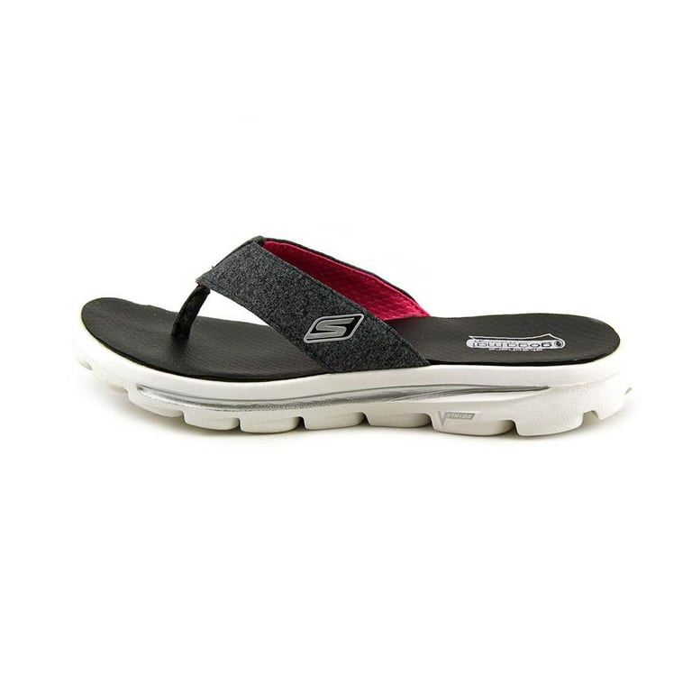 sammenbrud Hukommelse punkt Skechers Go Walk Move Solstice Womens Flip Flop Sandals Black/White 9 -  Walmart.com