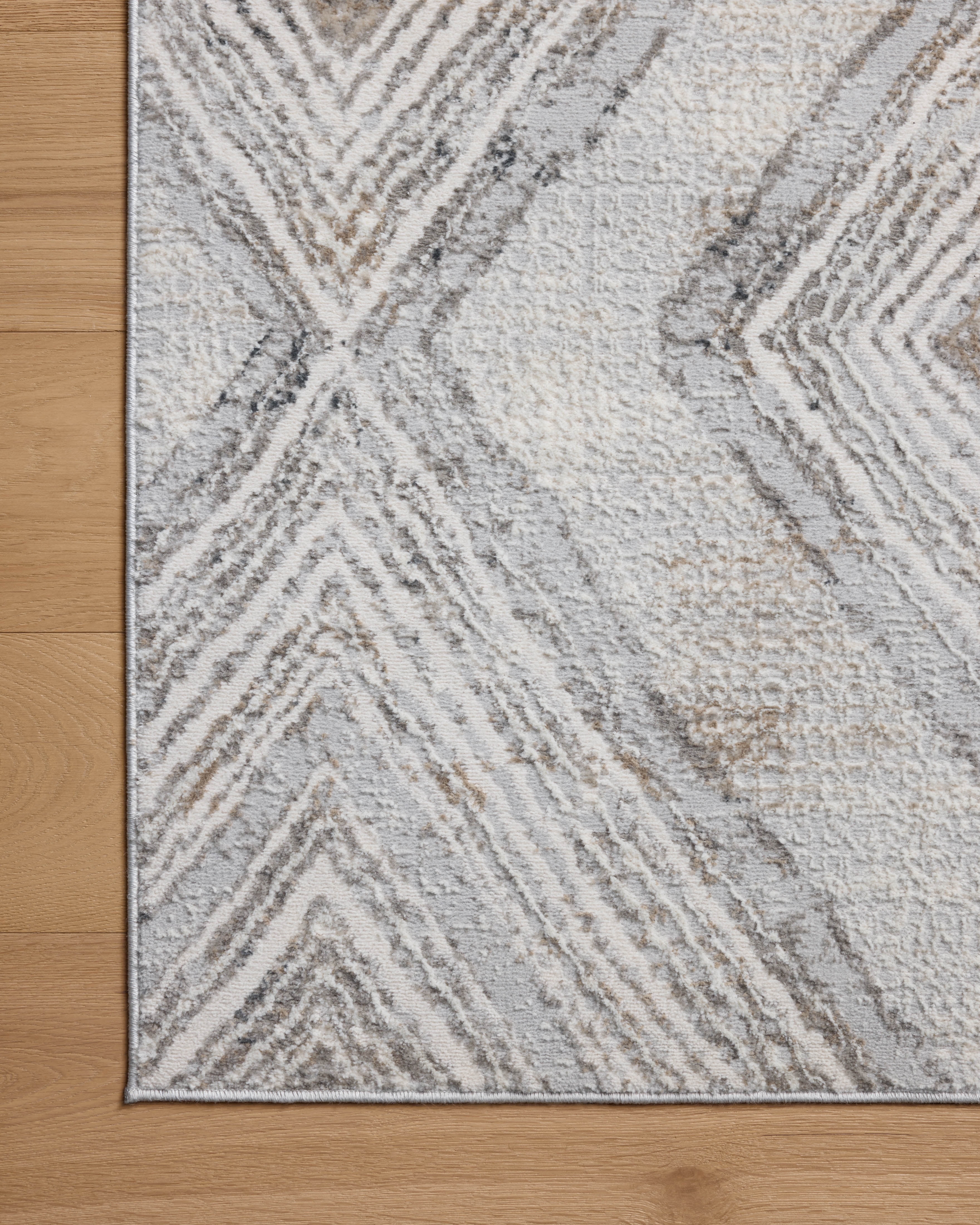 Loloi Hollis Mist / Natural 6'-7" x 9'-3" Area Rug
