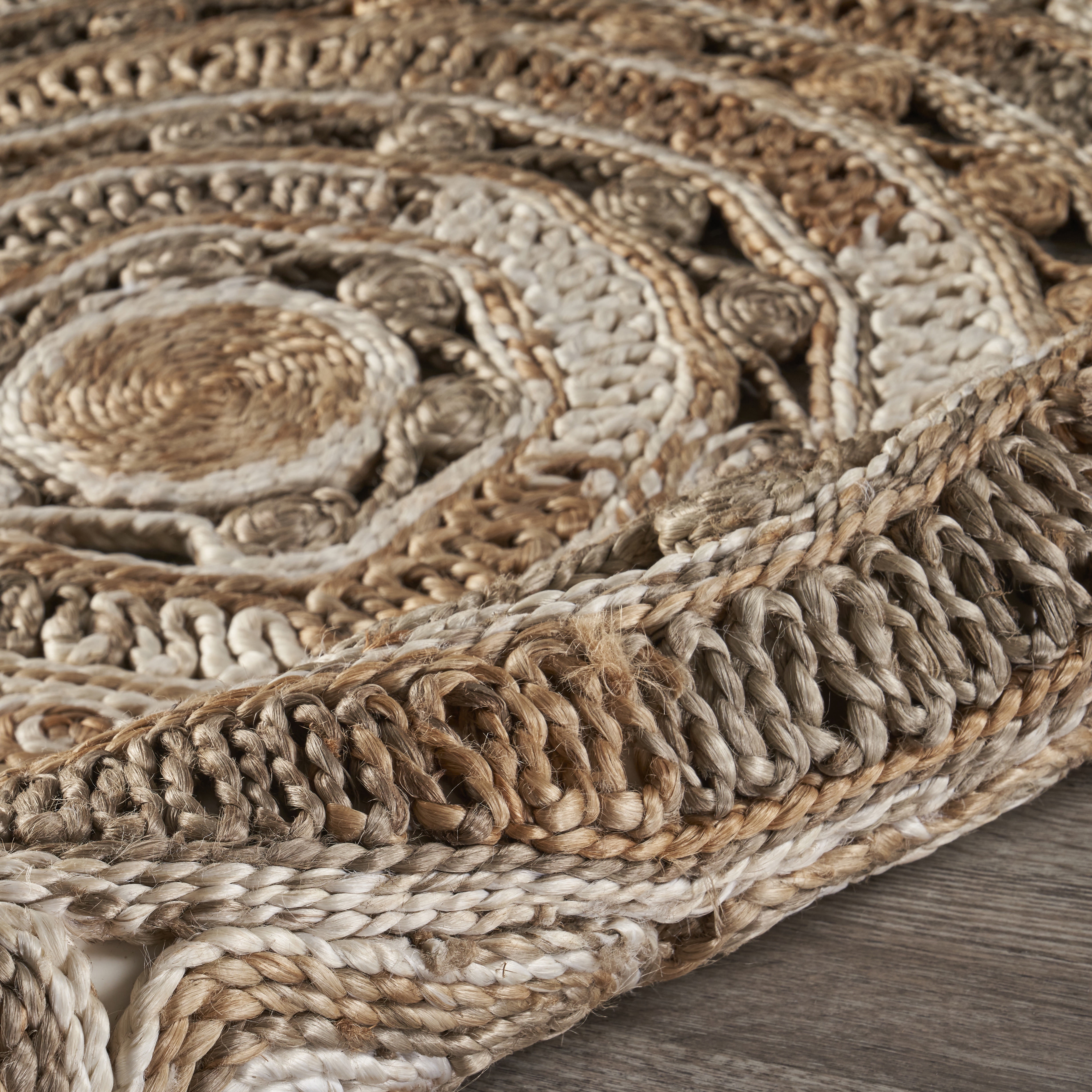 Harlow Hill Cora 7'6" Round Brown/Off White Geometric Hand Braided Reversible Jute Indoor Area Rug