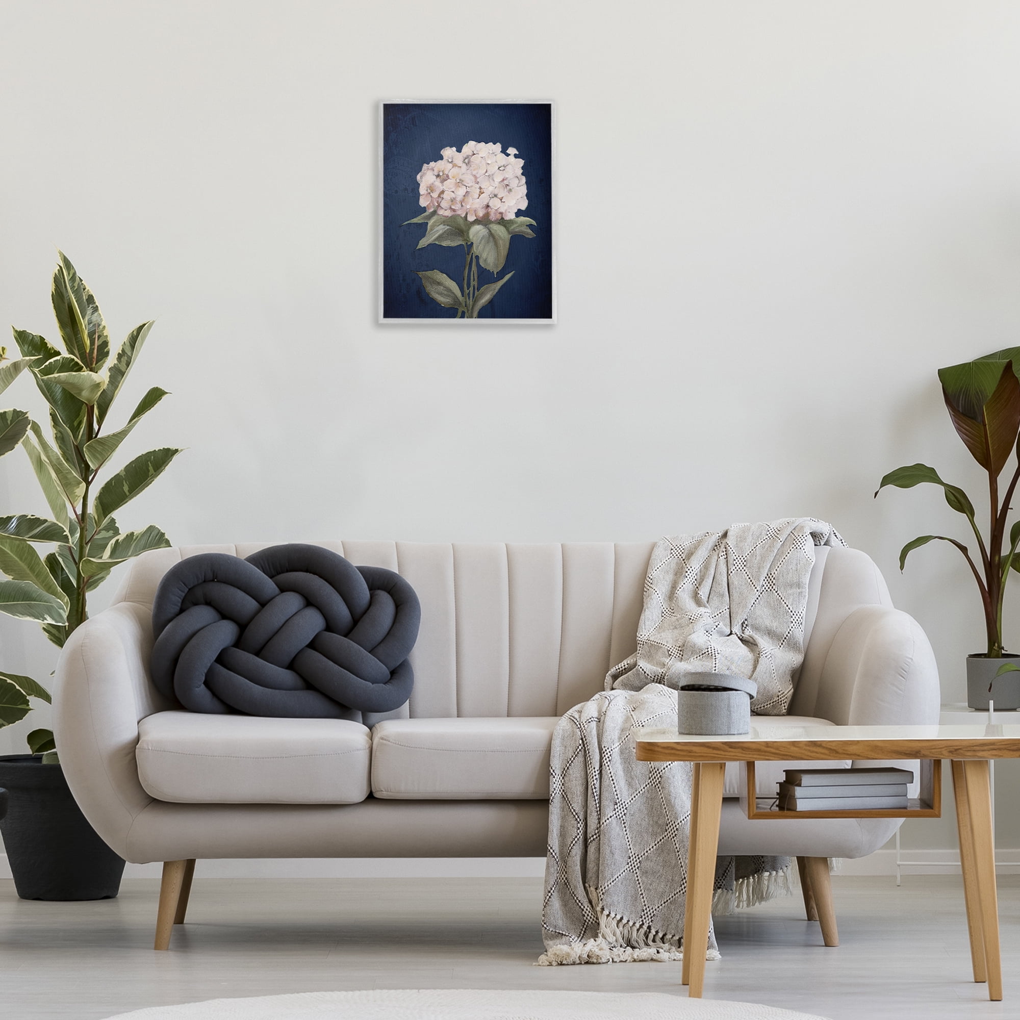 Stupell Industries Single Hydrangea Bloom Botanical & Floral Painting Gray Framed Art Print Wall Art, 16 x 20
