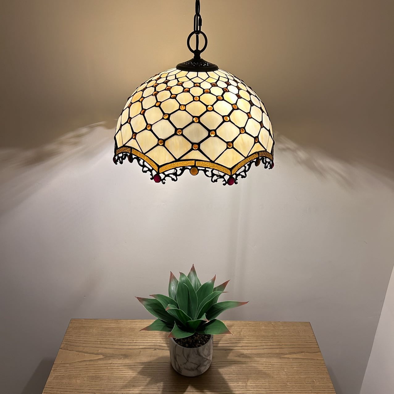 Tiffany Pendant Lights Fixture Beige Stained Glass Crystal Beans LED Bulb Included for Dining Room Hotel Restaurant Cafe 16"W*16"D*75"H