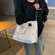 thumbnail image 2 of Bolso de mano acolchado para mujer, lujoso bolso de mano a cuadros, bolso de mano acolchado, ligero, de algodón, para invierno, 2 of 6