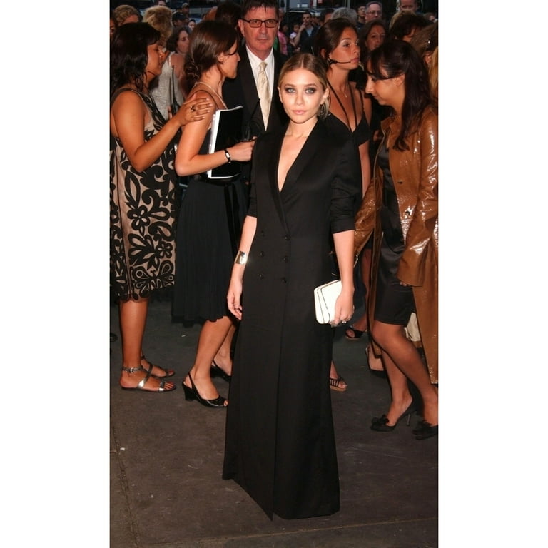 ashley olsen black dress Mary-Kate and Ashley Olsen's The Row Opens in L.A