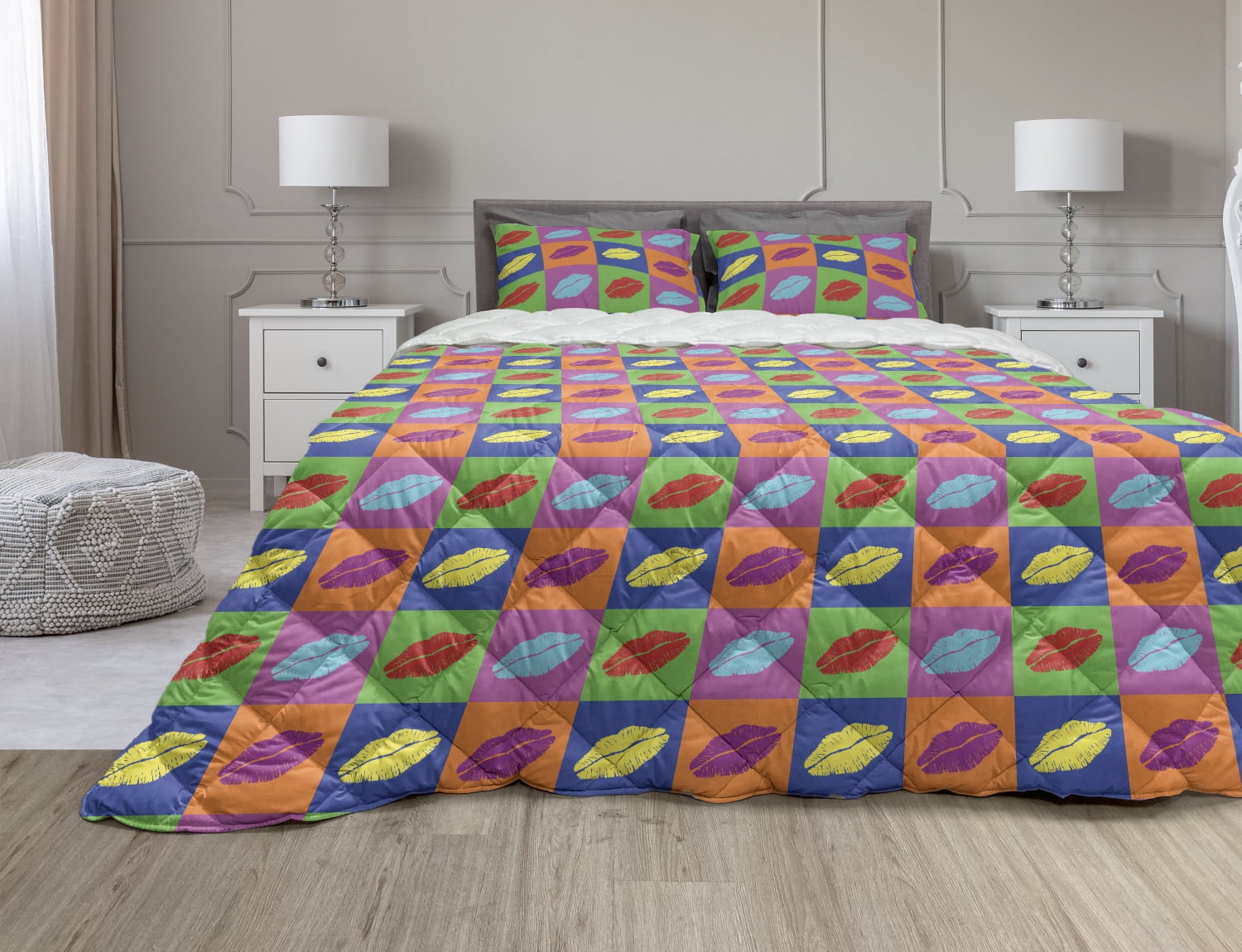 Kiss Comforter & Sham Bedding Set, Pop Art Style Lipstick Kisses on