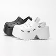 thumbnail image 4 of Sandalias con agujeros para mujer, suela gruesa de 9 cm, zapatos de verano con suela gruesa que aumentan la altura, sandalias antideslizantes para playa y jardín, 4 of 5