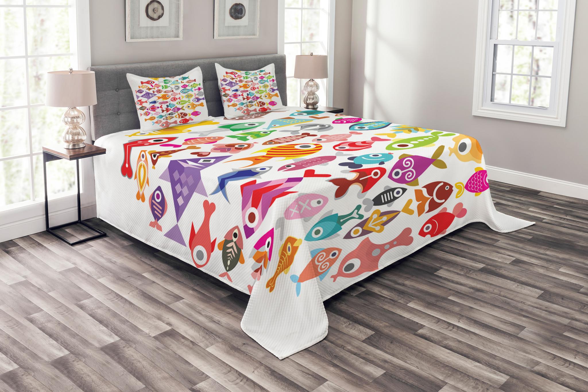 Fish Bedspread Set Queen Size, Rounded Different Size Type Fish Motifs