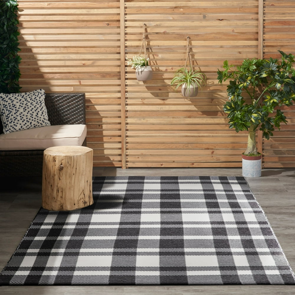 Better Homes & Gardens Buffalo Plaid/Stripe Reversible Outdoor Rug