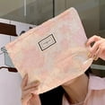 thumbnail image 1 of Sac Cosmétique Imprimé Fleur Rétro Sac de Rangement Portable Doux pour Camping (Style 1), 1 of 3