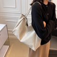 thumbnail image 3 of Bolso de color liso para mujer, otoño 2025, nuevo bolso de mano de moda retro europeo y americano, bolso de hombro brillante de gran capacidad para viajeros, 3 of 4