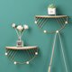 thumbnail image 2 of Soporte de exhibición Estante de pared Estante de almacenamiento Gran capacidad Exquisitos suministros para el hogar Multiusos Dulce regalo Almacenamiento y organización del hogar Oro Talla grande Toystoory HA077679-03, 2 of 6
