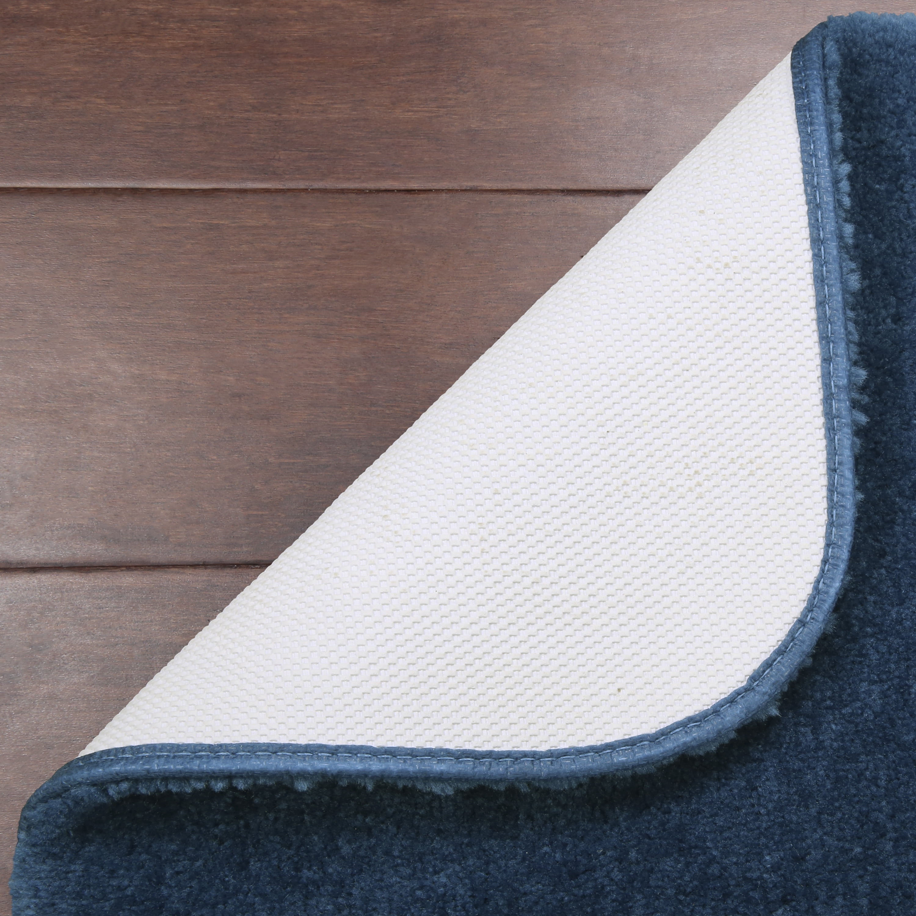 Better Homes & Gardens Solid Baltic Blue Nylon Bathroom Rug, 20"x32" - 1 Each