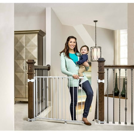 Regalo Top of Stairs Baby Gate, 26"-42" for Banisters or