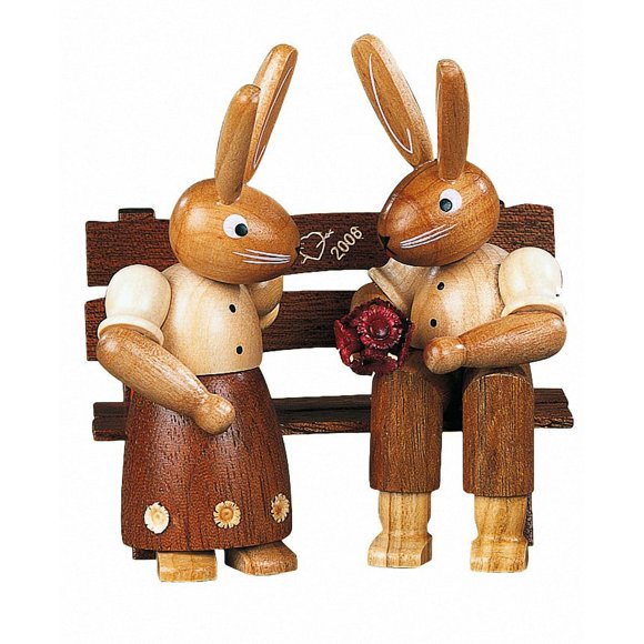 Lapin de Pâques, couple, sur Banc de Jardin, Hauteur 9 cm / 4 Pouces, Erzgebirge original par Müller Seiffen