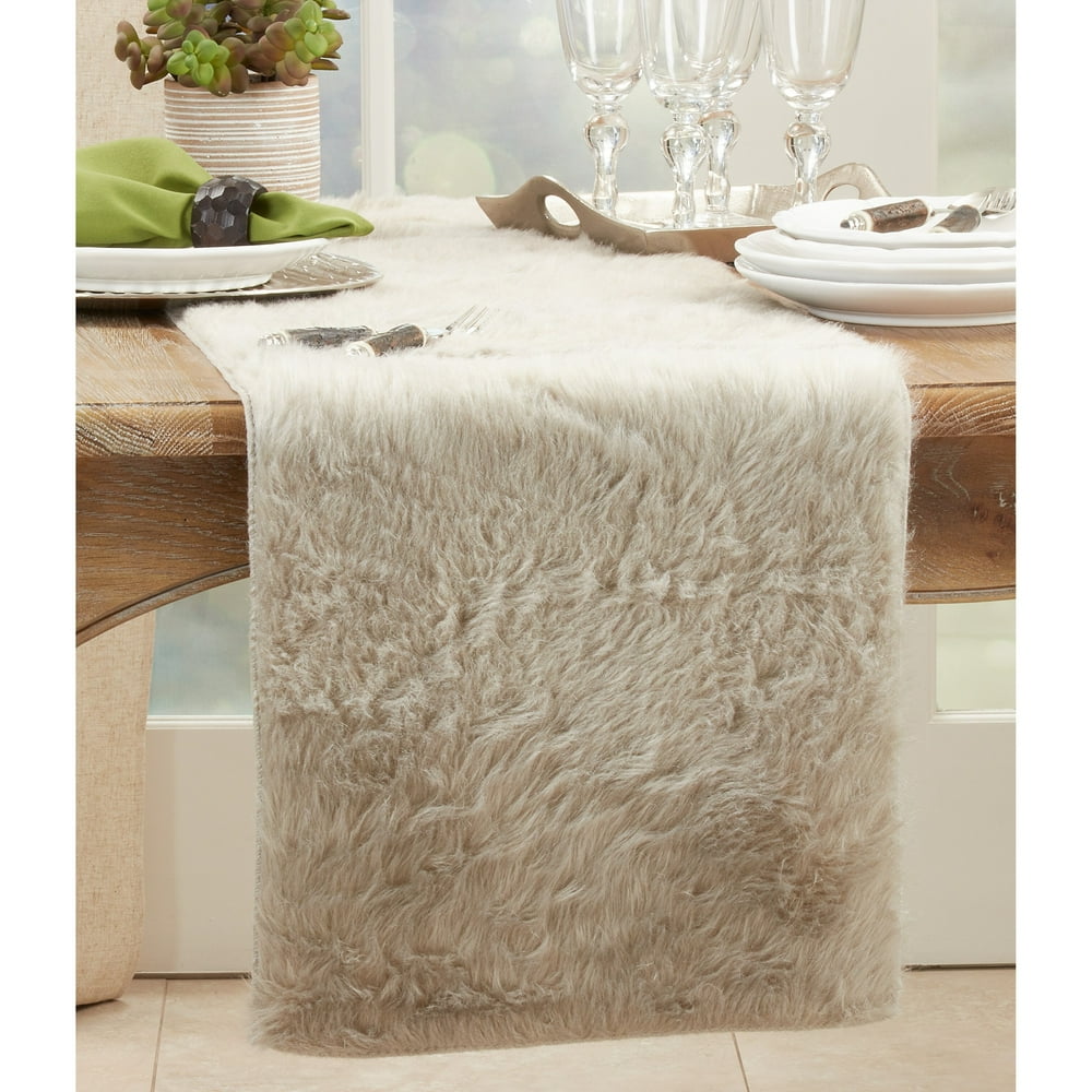 Saro Lifestyle Juneau Collection Faux Fur Table Runner