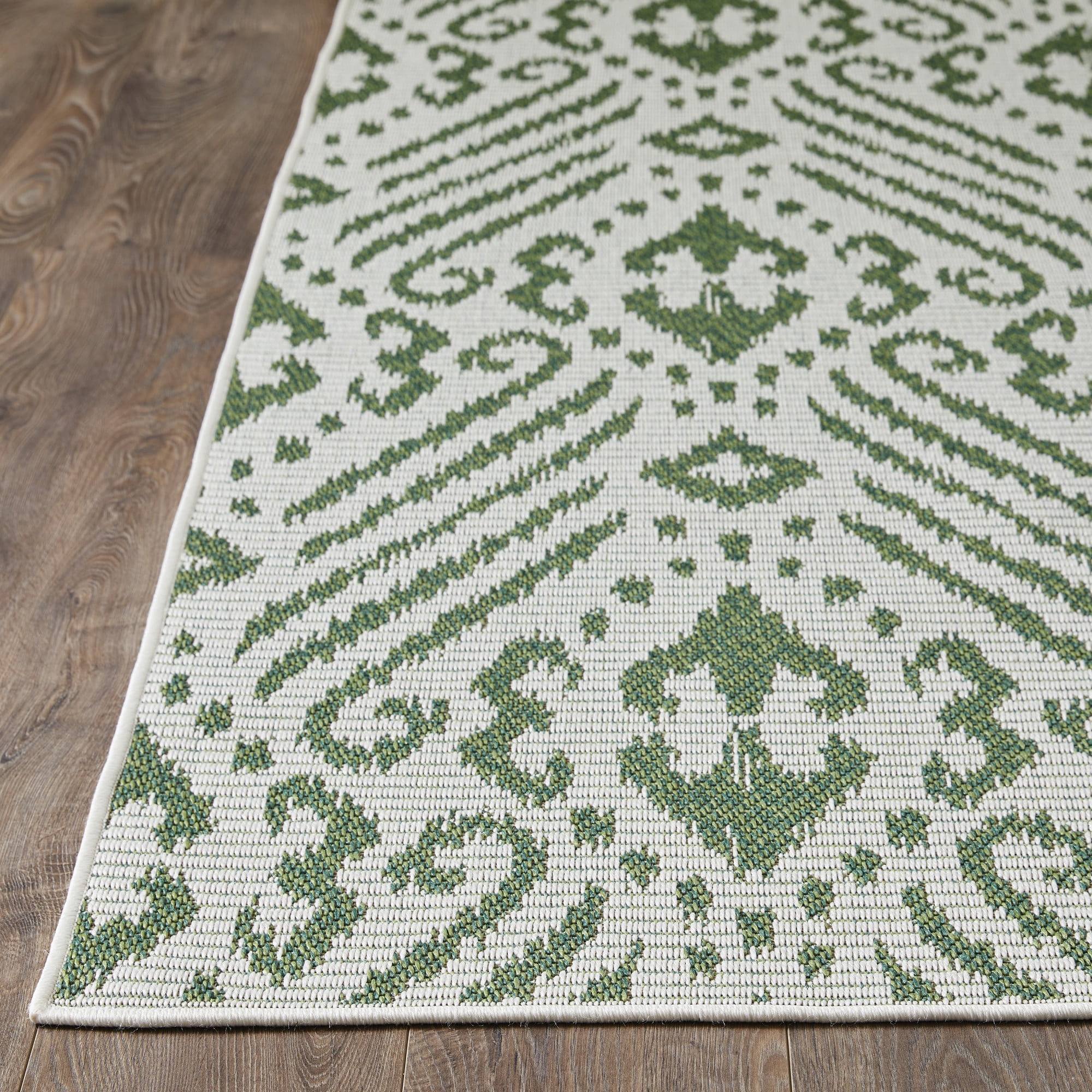 Loomaknoti Breyleigh Calitrah 6' x 9' Green Ikat Indoor/Outdoor Area Rug