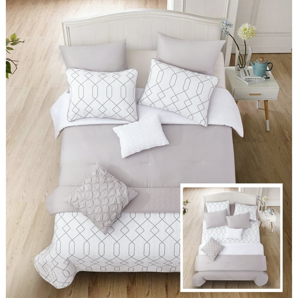 Riverbrook Home Alexander 8pc Gray/White King Layered Comforter