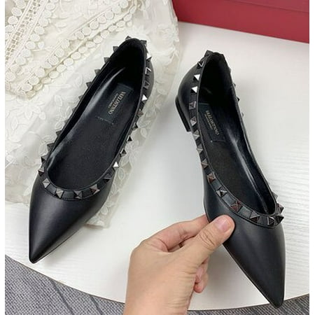 

Lady Shiny Patent Leather Flats With Rivets High Quality Fashion Shoes For Spring Pointy Toe Wide Fitting European And American