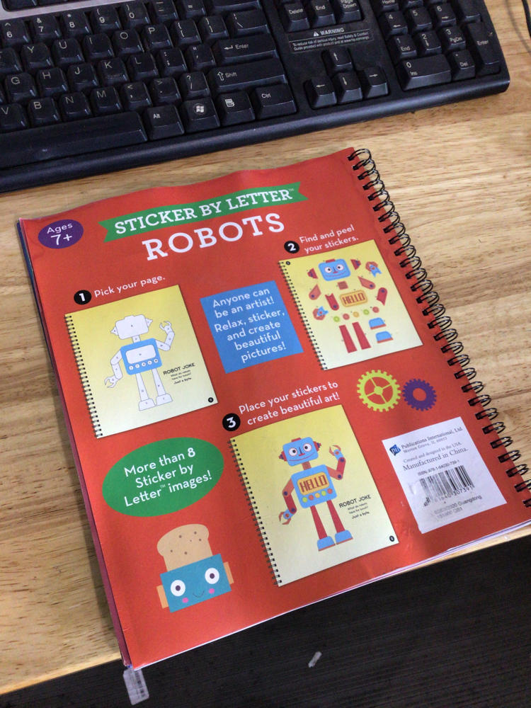 Brain Games - Sticker by Letter: Robots (Sticker Puzzles - Kids Activity Book) [Book]