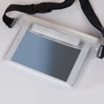 thumbnail image 3 of Riñonera impermeable de PVC IPX8 para cámara, MP3 y navegación al aire libre. blanco, 3 of 8