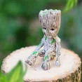 thumbnail image 4 of Disney Marvel Avengers Groot Mini figura Portalápices Maceta Juguetes de anime Figura de acción Groot sentado Juguetes de Navidad para niños Regalos, 4 of 5