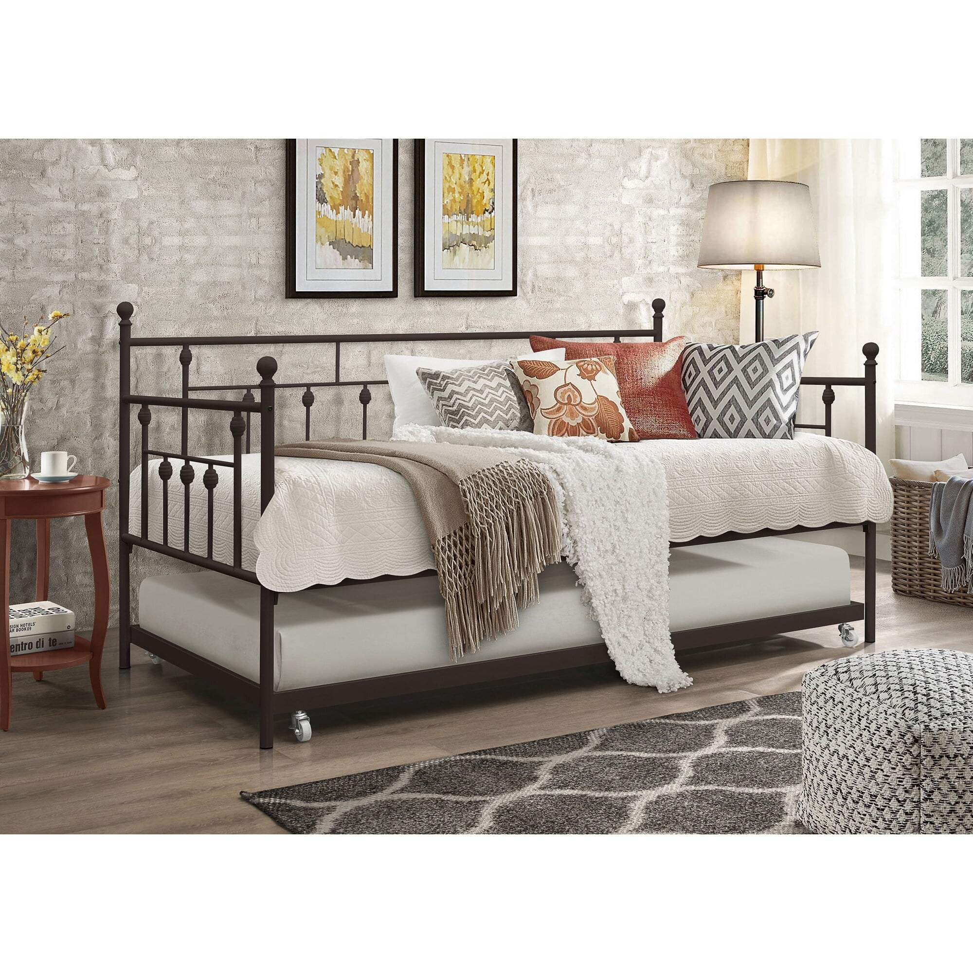 Home Design Aine Twin Metal Daybed with Pull-Out Trundle, Victorian-Style Frame, Rounded Finials, Durable Support, Stylish and Functional for Bedroom or Guest Room, Black