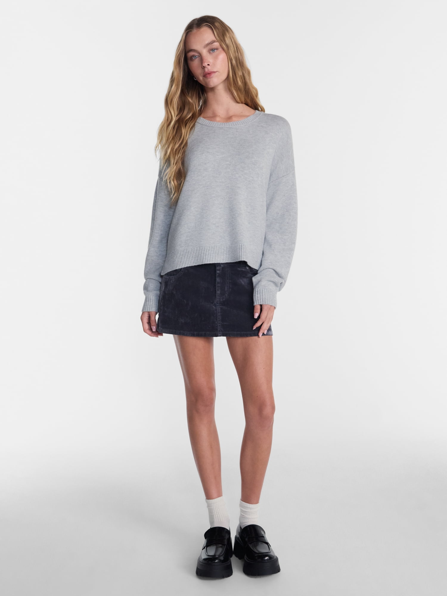 No Boundaries Essential Crewneck Sweater, Lightweight, Women's and Women's Plus XXS-4X